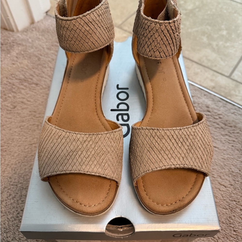 Gabor Tan Textured Sandals with Flat Sole